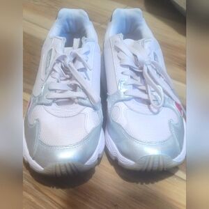 Adidas Falcon Originals, Stylish White and Silver Athletic Sneakers, size 6.